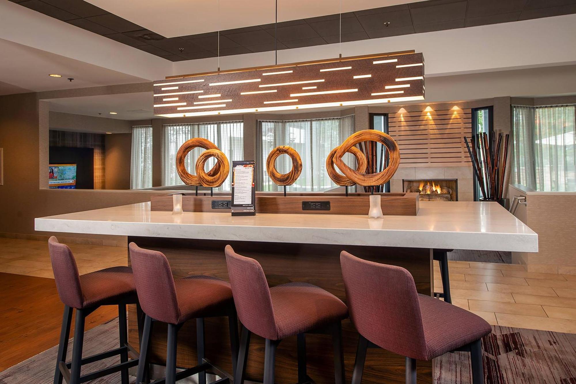 Courtyard By Marriott Dulles Airport Herndon/Reston Екстериор снимка