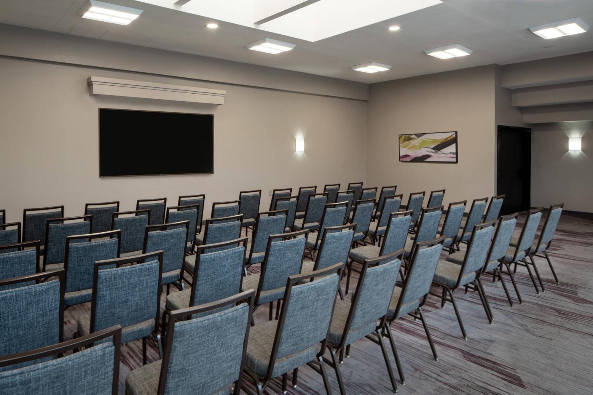 Courtyard By Marriott Dulles Airport Herndon/Reston Екстериор снимка