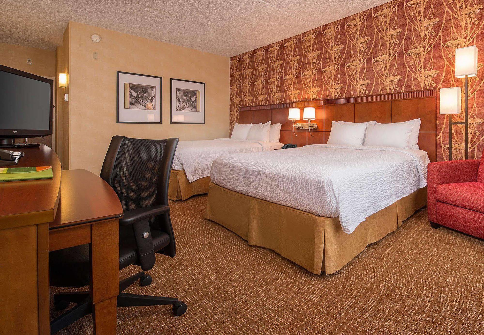 Courtyard By Marriott Dulles Airport Herndon/Reston Екстериор снимка
